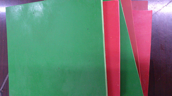 黑色绿色红色橡胶板